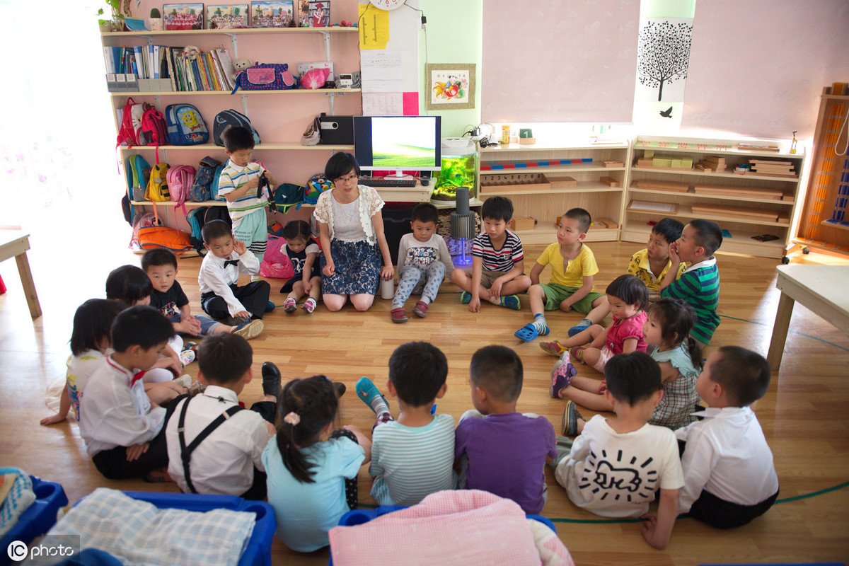 適合幼兒園玩的室內游戲_室內園適合玩幼兒游戲嗎_室內園適合玩幼兒游戲有哪些